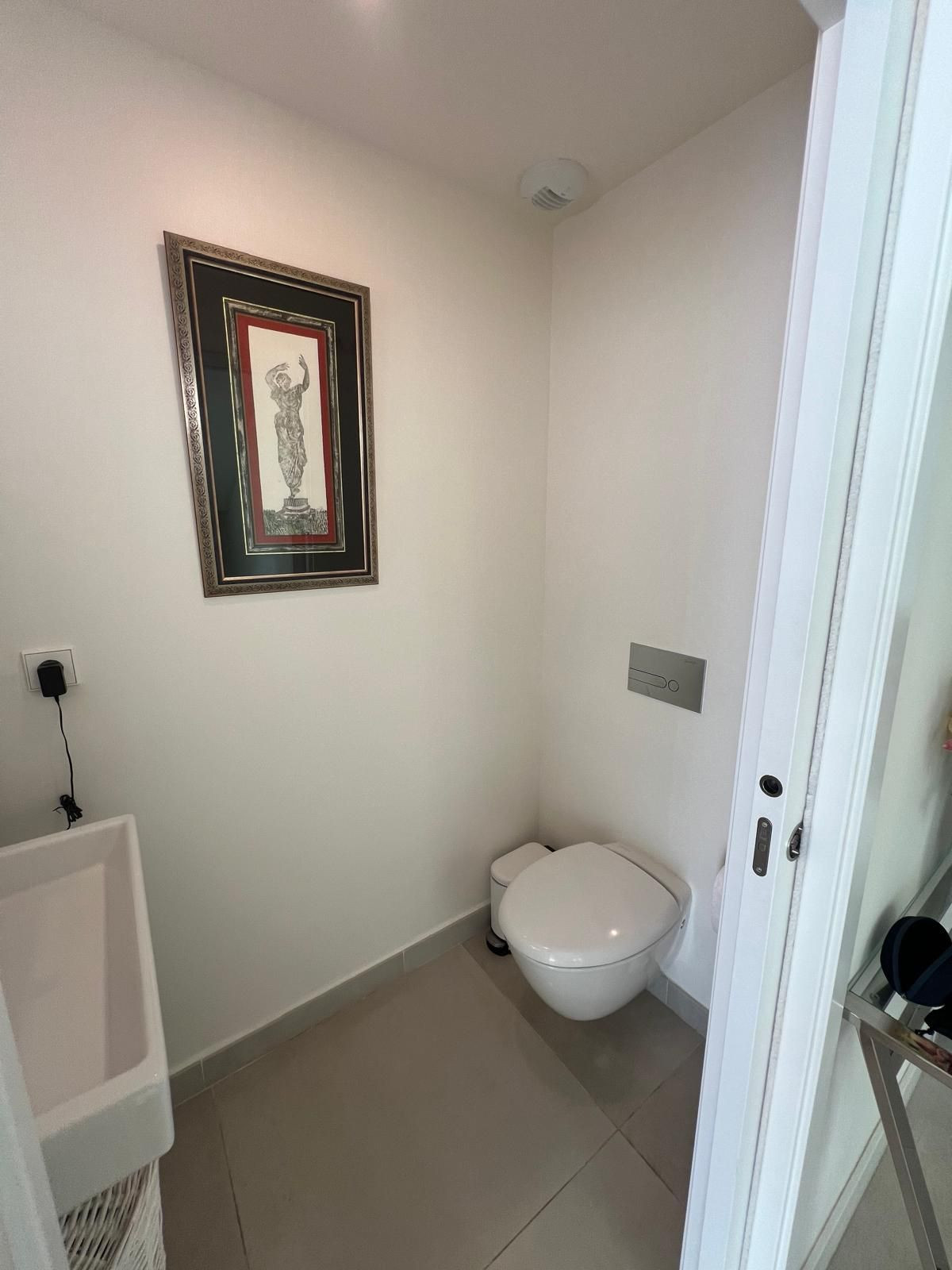 Se vende Adosada de 3 dormitorios en Costa Del Sol, Cadiz, España