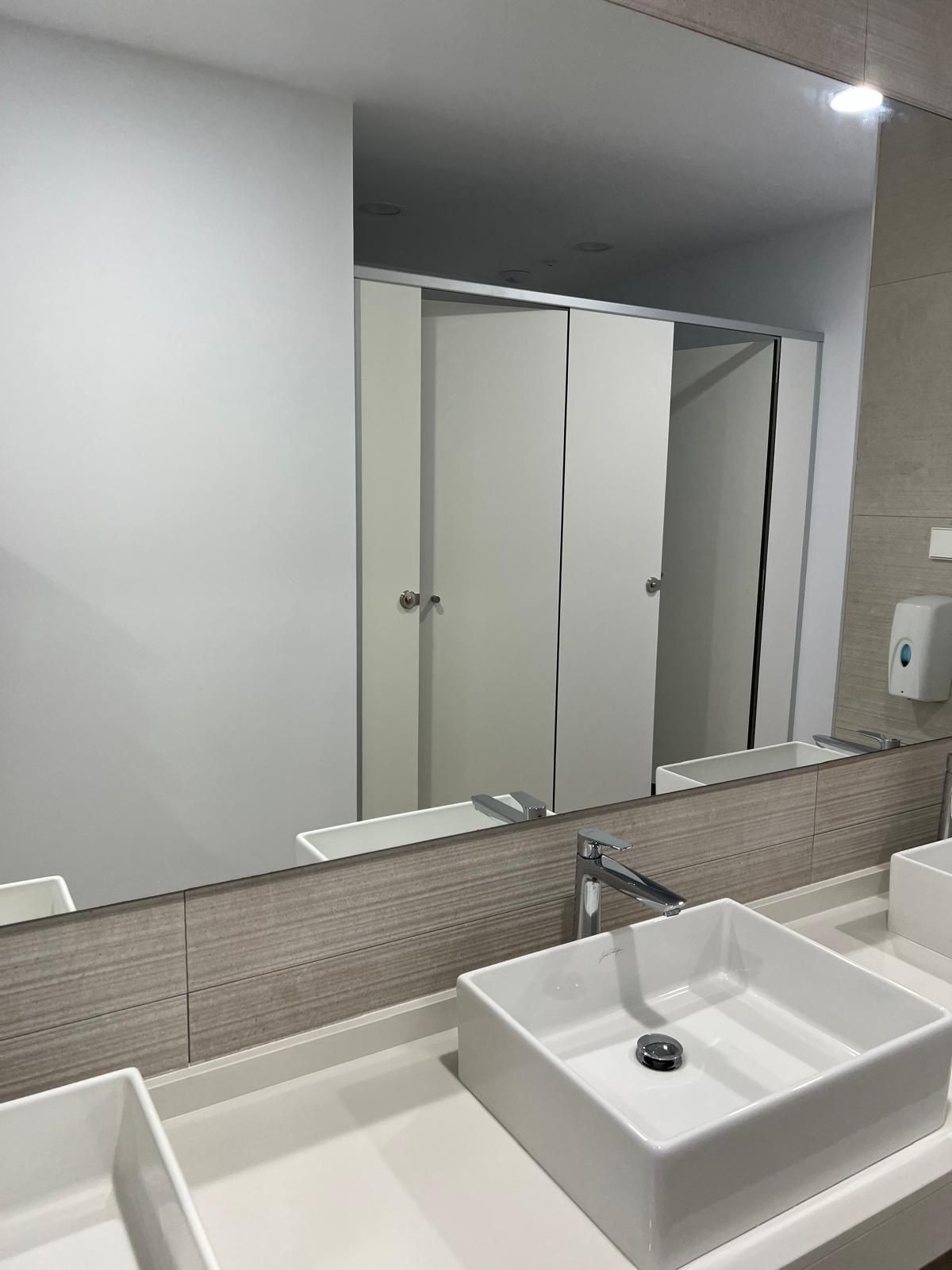 Se vende Adosada de 3 dormitorios en Costa Del Sol, Cadiz, España