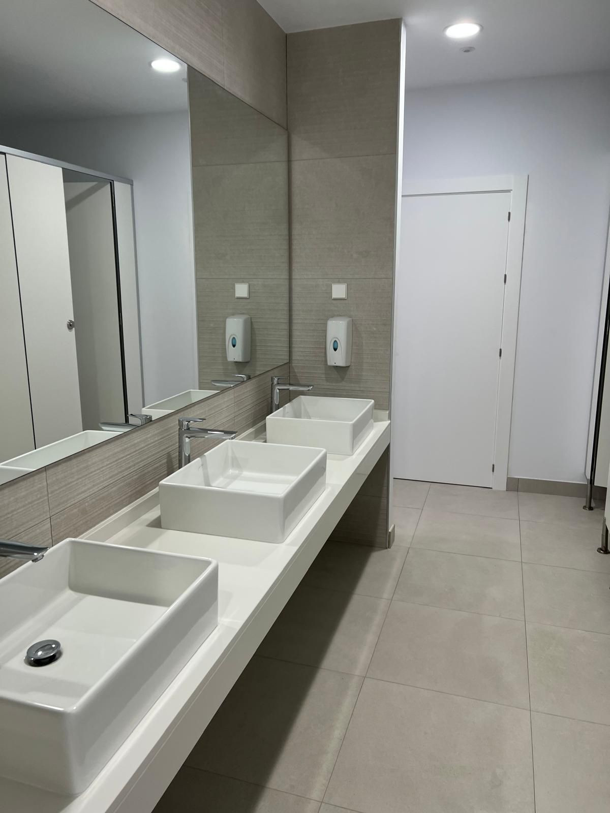 Se vende Adosada de 3 dormitorios en Costa Del Sol, Cadiz, España