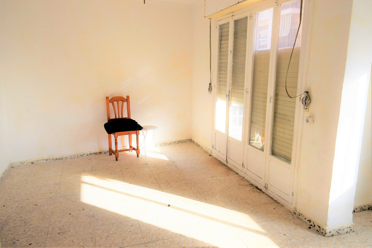 4 Bed Apartment for sale in Guardamar Del Segura Costa Blanca, Alicante, Spain