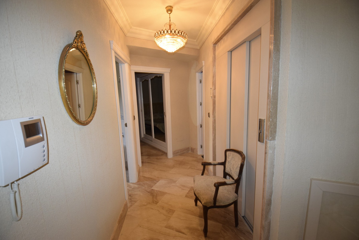5 Bed Townhouse for sale in Guardamar Del Segura Costa Blanca, Alicante, Spain