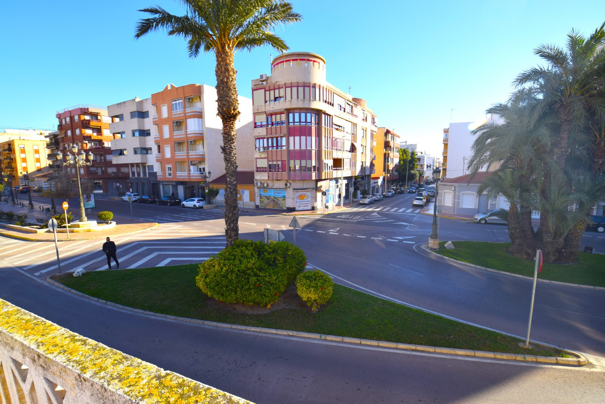 Se vende Pareada de 4 dormitorios en Costa Blanca, Alicante, España