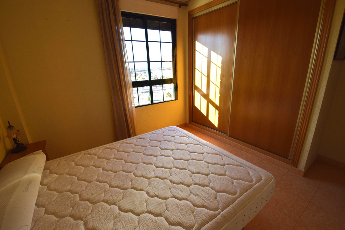 3 Bed Apartment for sale in Guardamar Del Segura Costa Blanca, Alicante, Spain