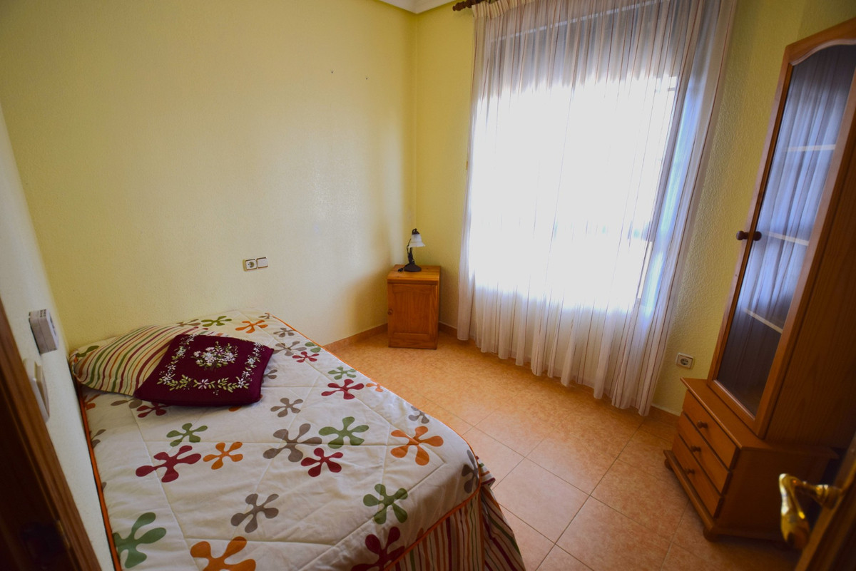 3 Bed Apartment for sale in Guardamar Del Segura Costa Blanca, Alicante, Spain