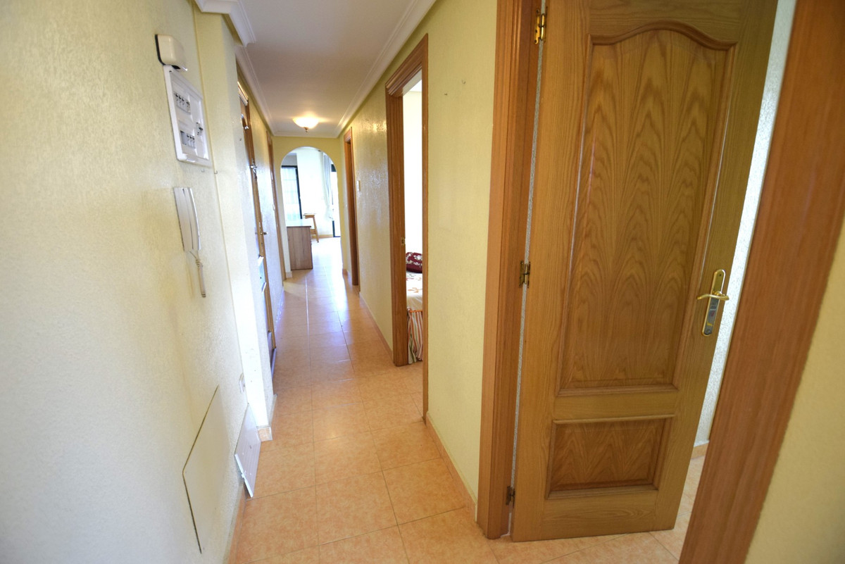 3 Bed Apartment for sale in Guardamar Del Segura Costa Blanca, Alicante, Spain