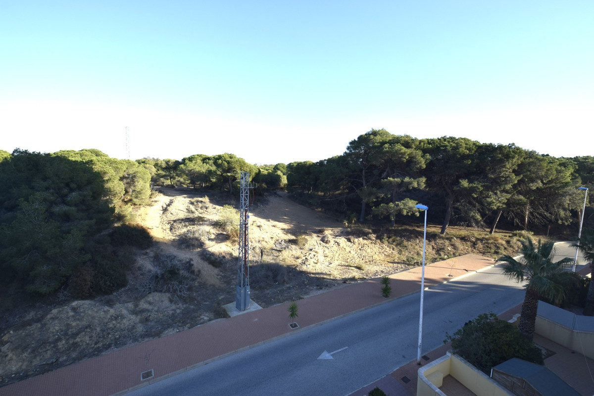 3 Bed Apartment for sale in Guardamar Del Segura Costa Blanca, Alicante, Spain