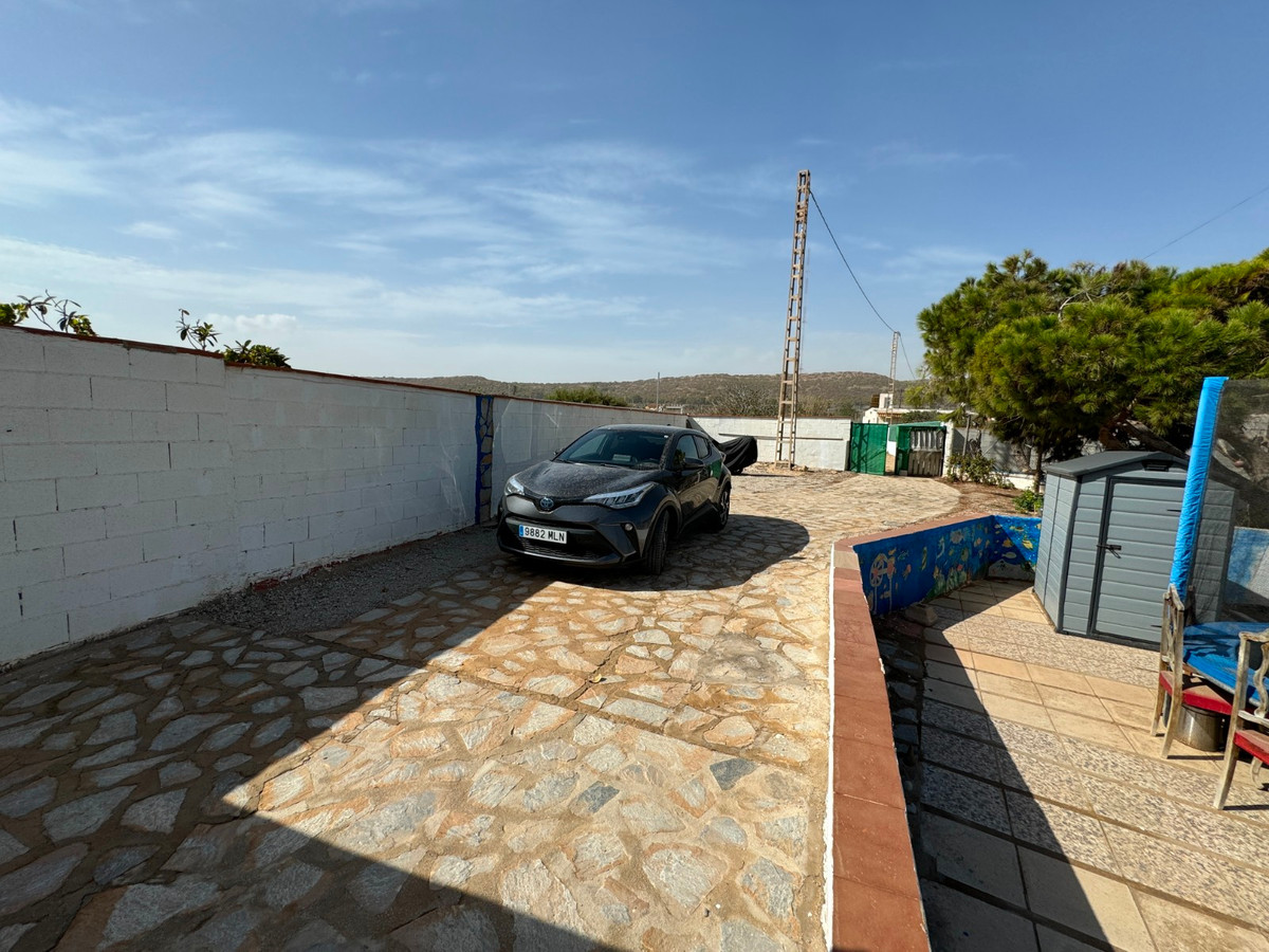 Se vende Villa - Chalet de 5 dormitorios en Costa Blanca, Alicante, España