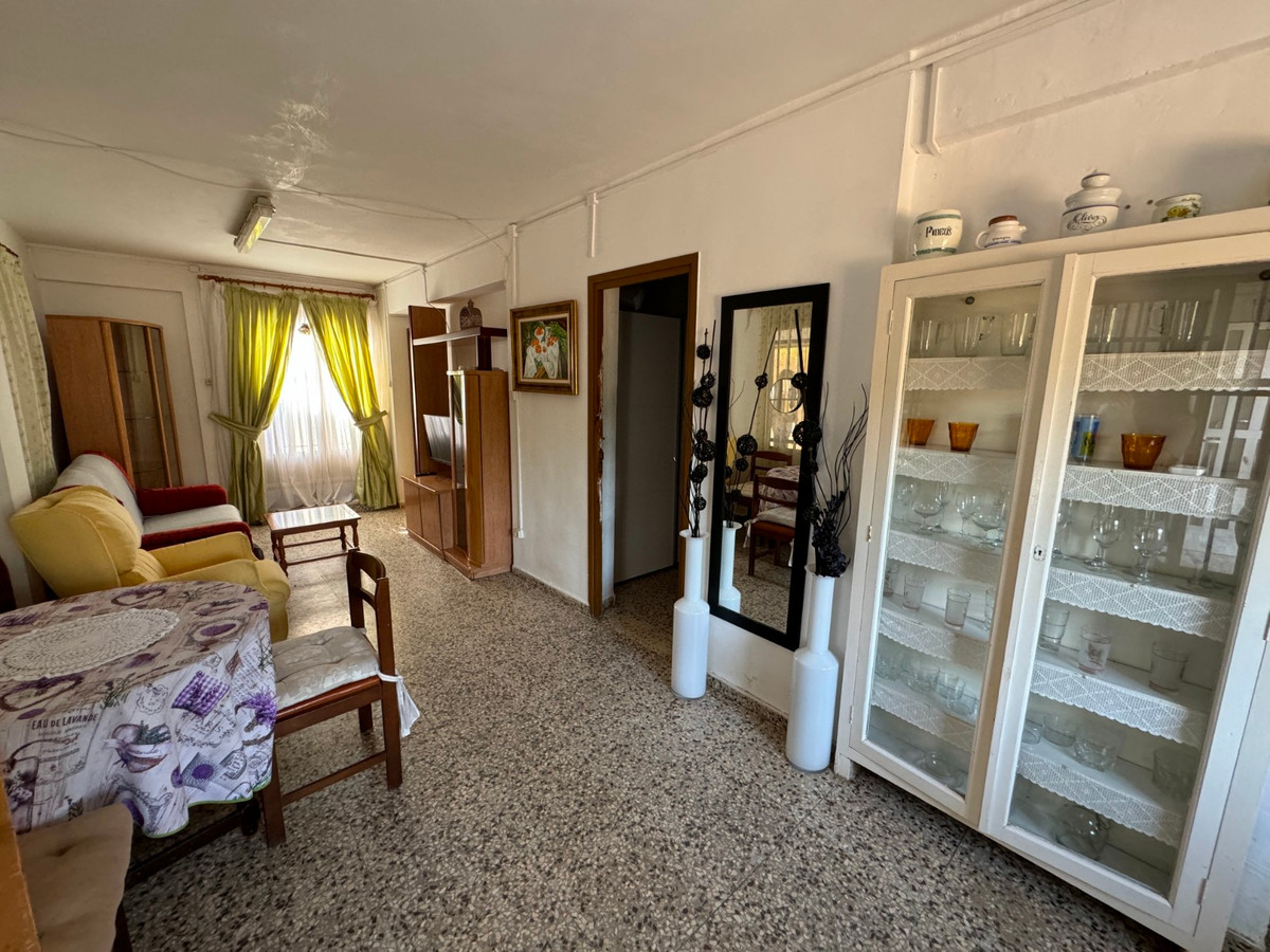 Se vende Villa - Chalet de 5 dormitorios en Costa Blanca, Alicante, España
