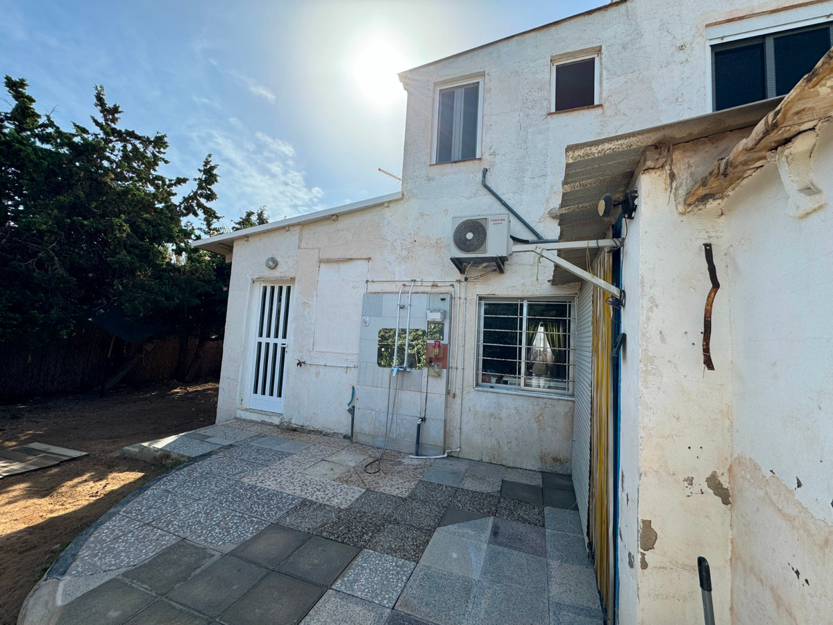 Se vende Villa - Chalet de 5 dormitorios en Costa Blanca, Alicante, España