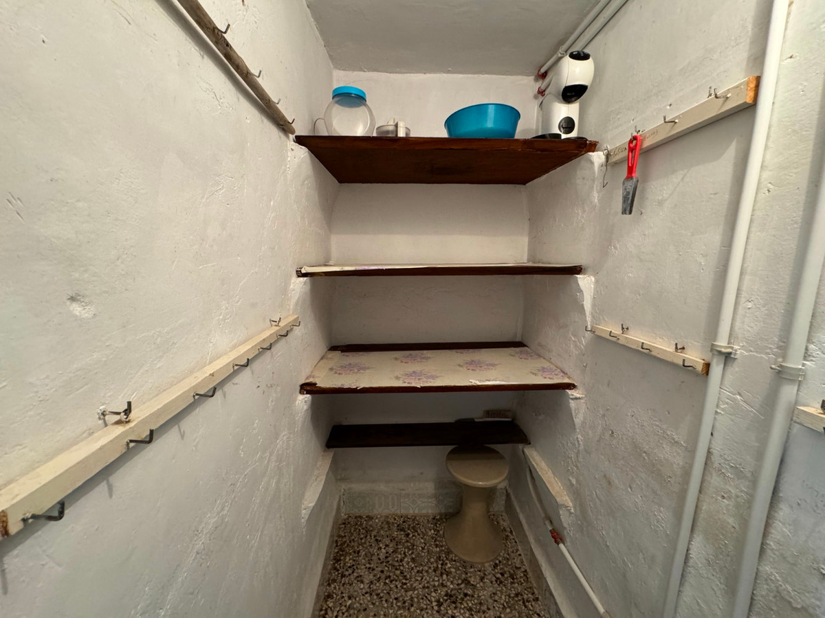Se vende Villa - Chalet de 5 dormitorios en Costa Blanca, Alicante, España