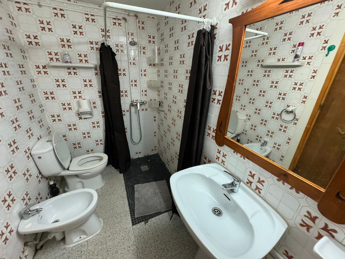 Se vende Villa - Chalet de 5 dormitorios en Costa Blanca, Alicante, España