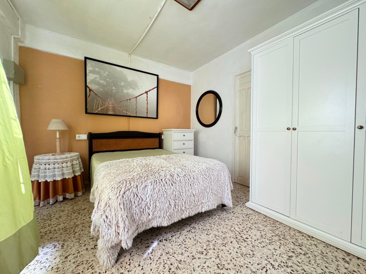 Se vende Villa - Chalet de 5 dormitorios en Costa Blanca, Alicante, España