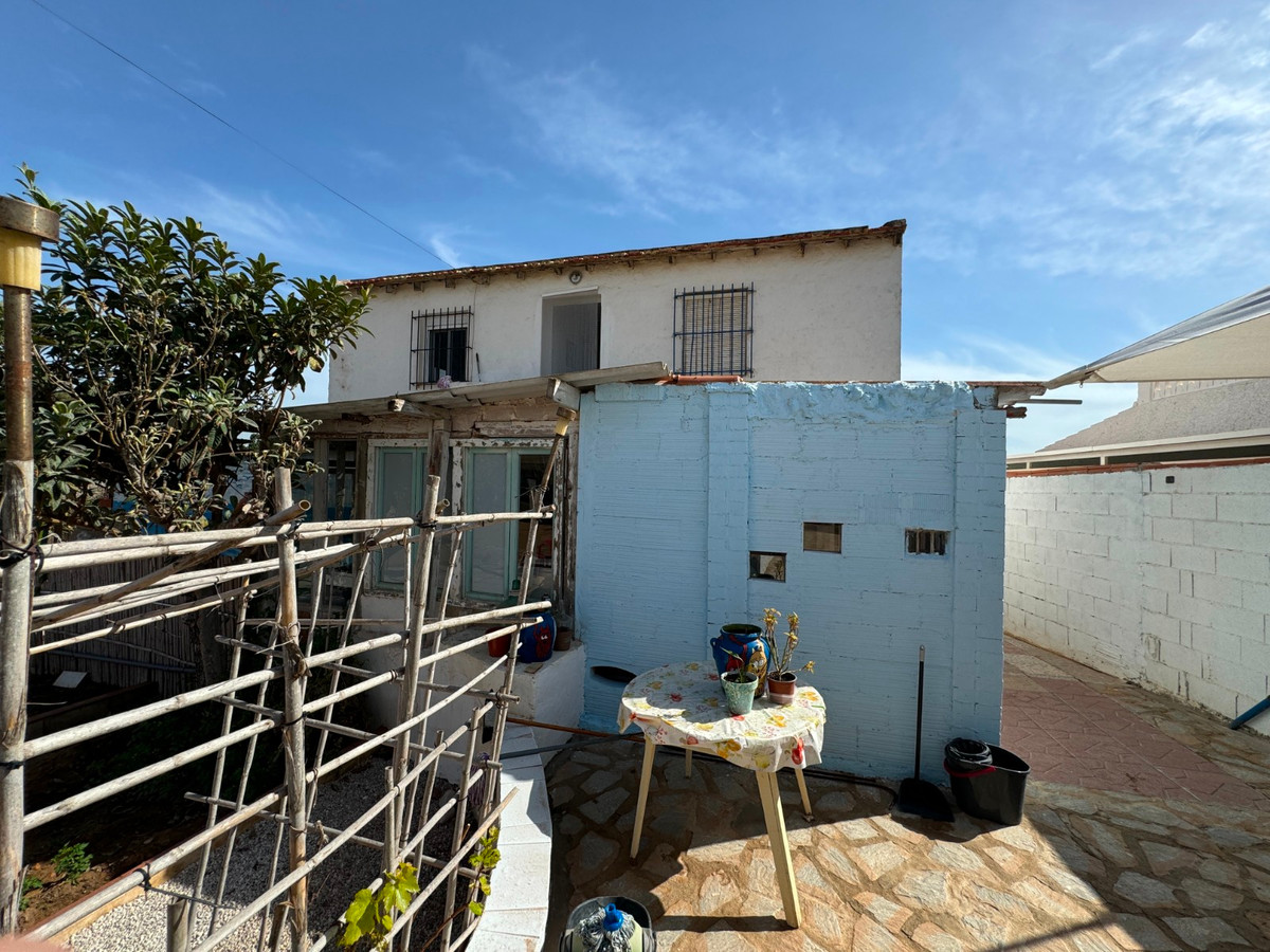 Se vende Villa - Chalet de 5 dormitorios en Costa Blanca, Alicante, España