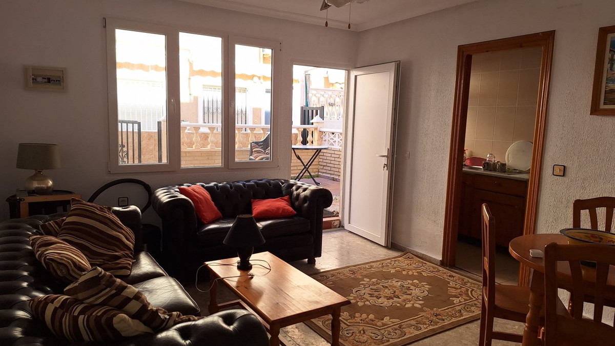 Se vende Bungalow de 2 dormitorios en Costa Blanca, Alicante, España