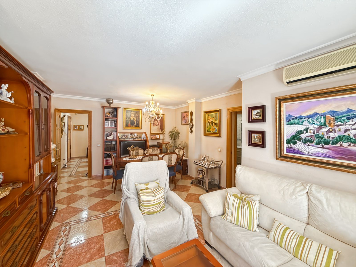 4 Bed Apartment for sale in Perchel Sur Málaga Ciudad, Málaga, Spain