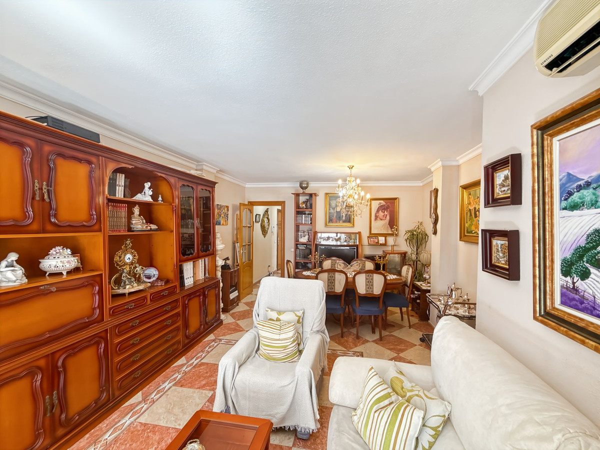 4 Bed Apartment for sale in Perchel Sur Málaga Ciudad, Málaga, Spain