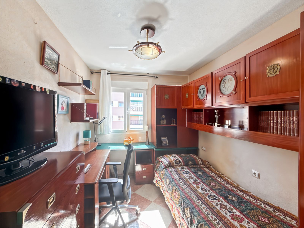 4 Bed Apartment for sale in Perchel Sur Málaga Ciudad, Málaga, Spain
