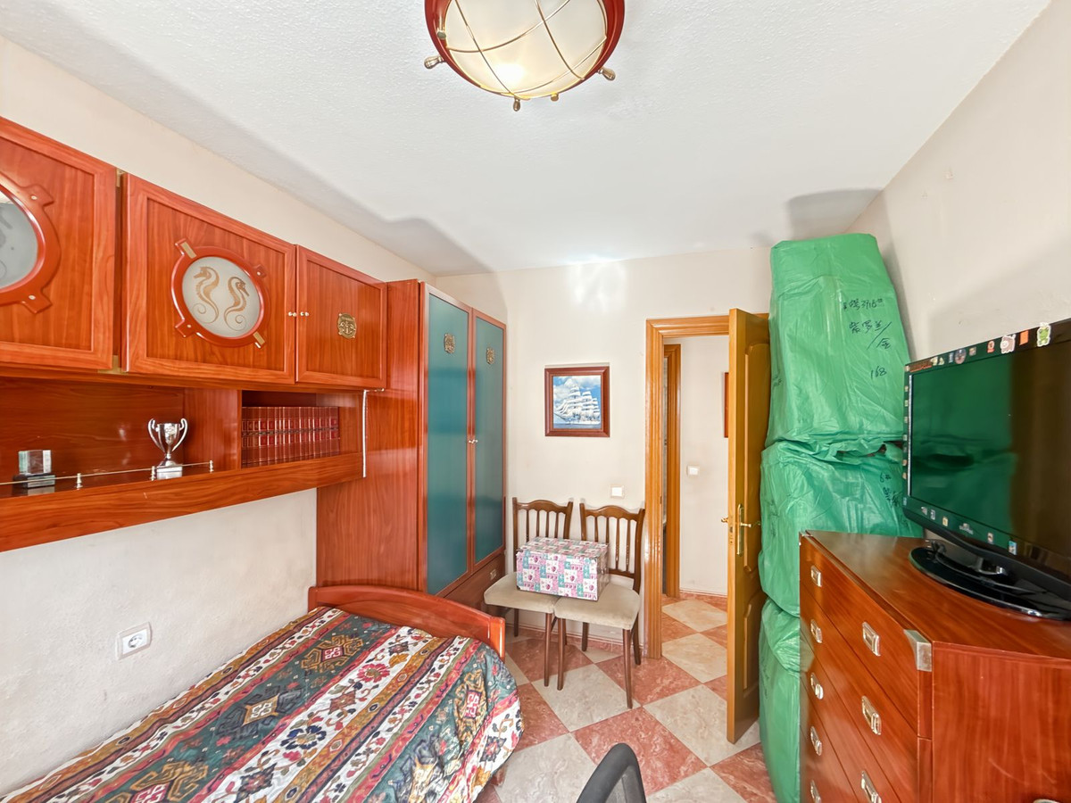 4 Bed Apartment for sale in Perchel Sur Málaga Ciudad, Málaga, Spain