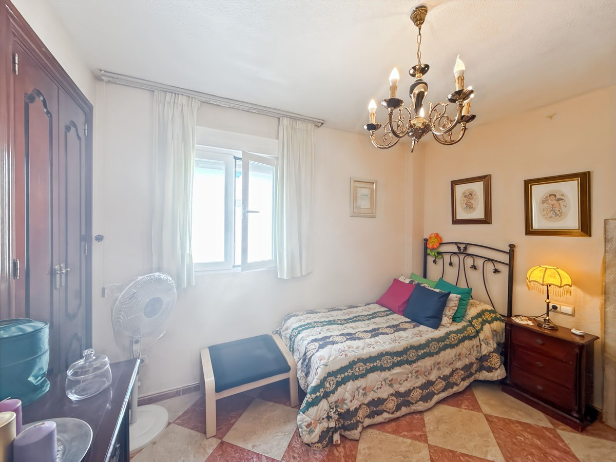 4 Bed Apartment for sale in Perchel Sur Málaga Ciudad, Málaga, Spain