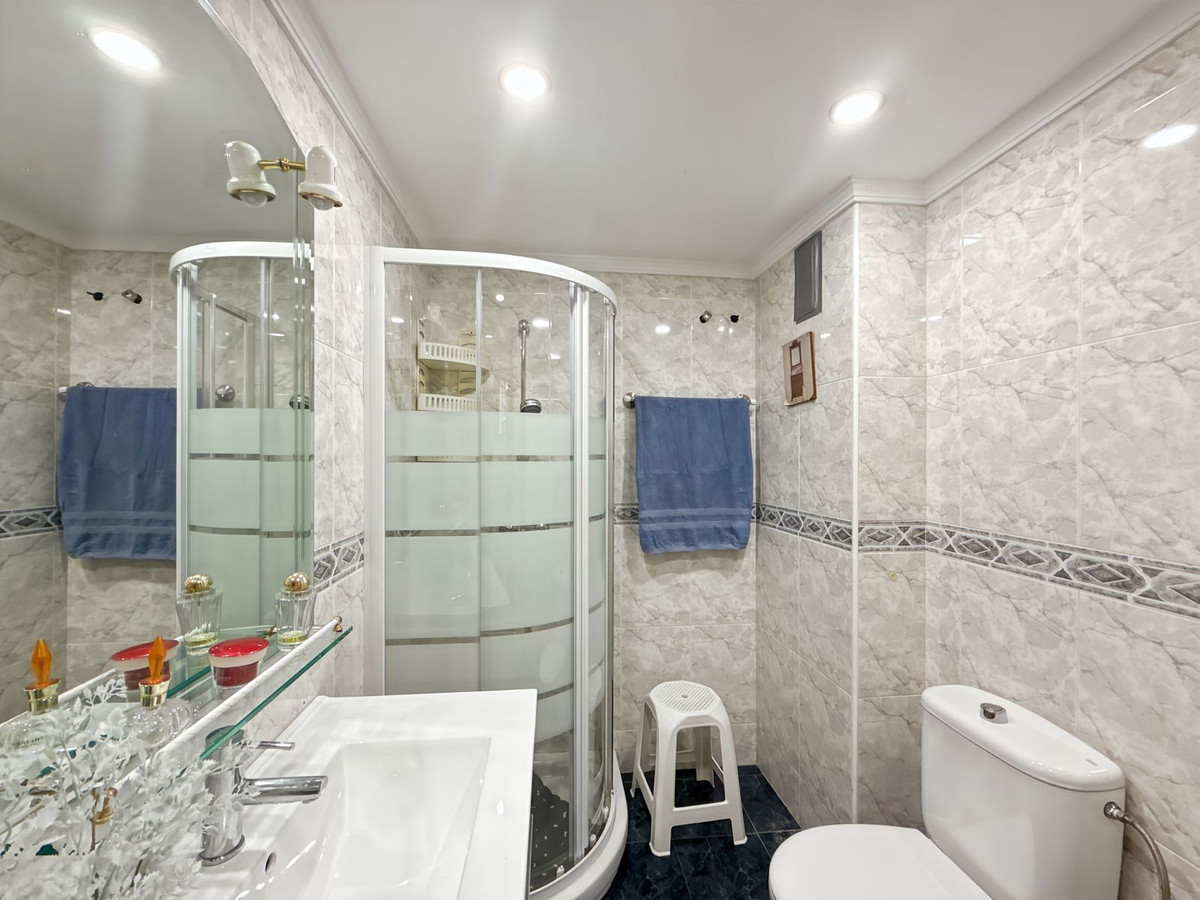 4 Bed Apartment for sale in Perchel Sur Málaga Ciudad, Málaga, Spain