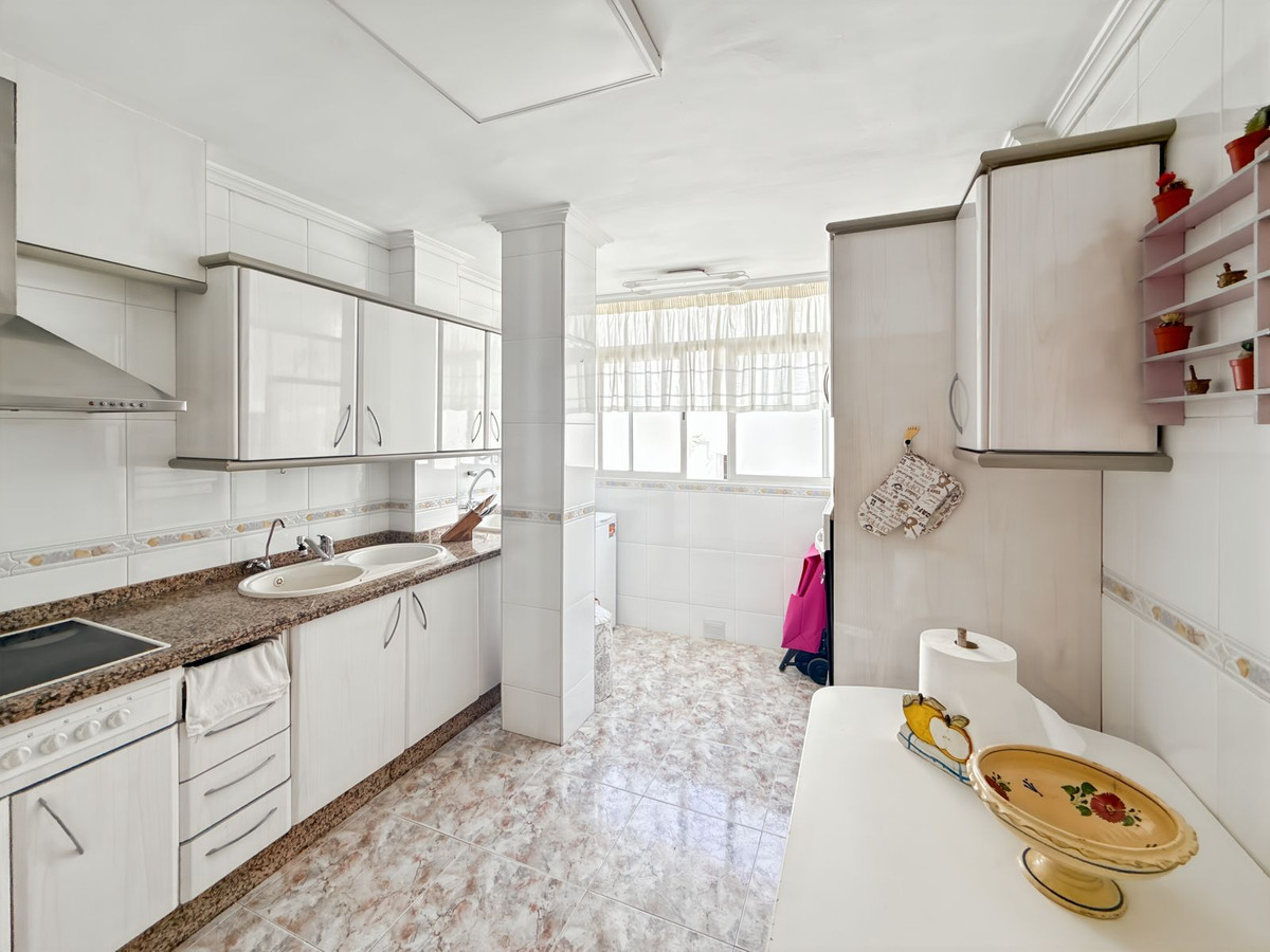 4 Bed Apartment for sale in Perchel Sur Málaga Ciudad, Málaga, Spain