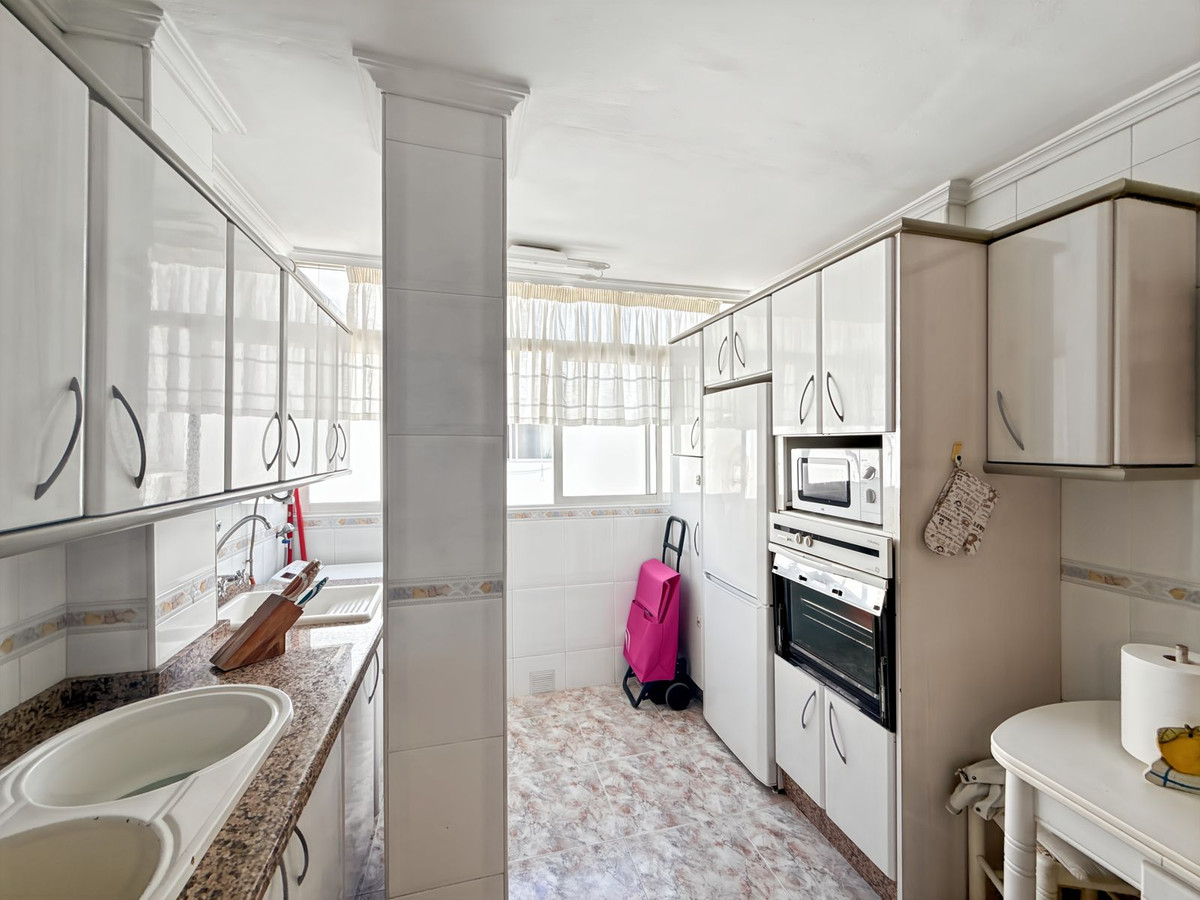 4 Bed Apartment for sale in Perchel Sur Málaga Ciudad, Málaga, Spain
