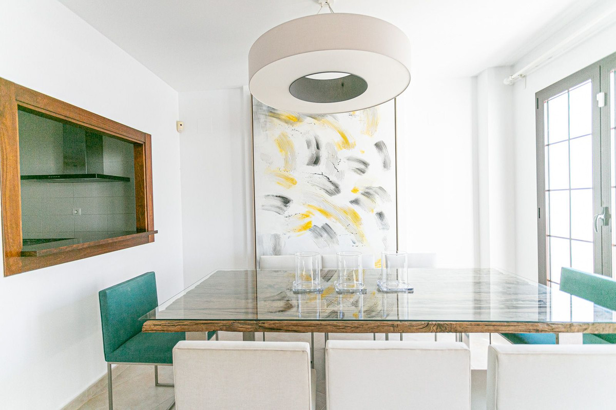 4 Bed Apartment for sale in Altos De Los Monteros Costa Del Sol, Málaga, Spain
