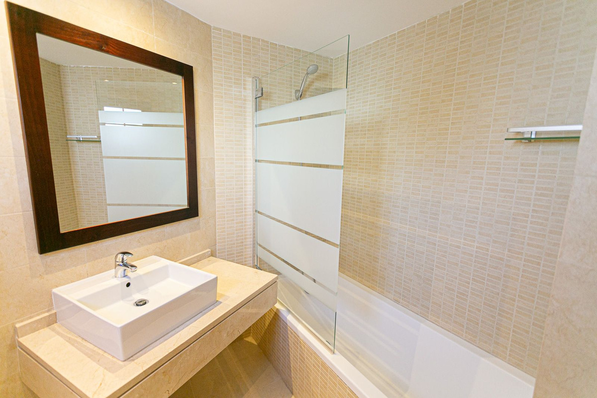 4 Bed Apartment for sale in Altos De Los Monteros Costa Del Sol, Málaga, Spain