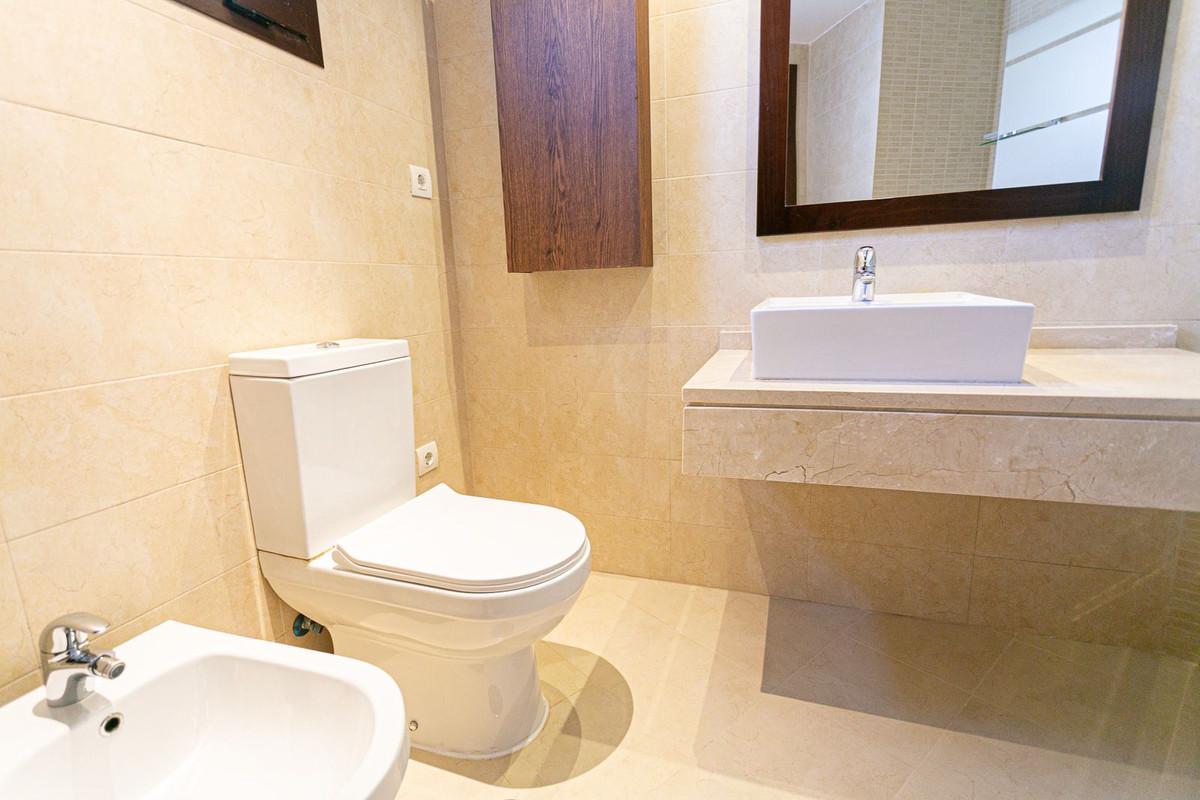 4 Bed Apartment for sale in Altos De Los Monteros Costa Del Sol, Málaga, Spain