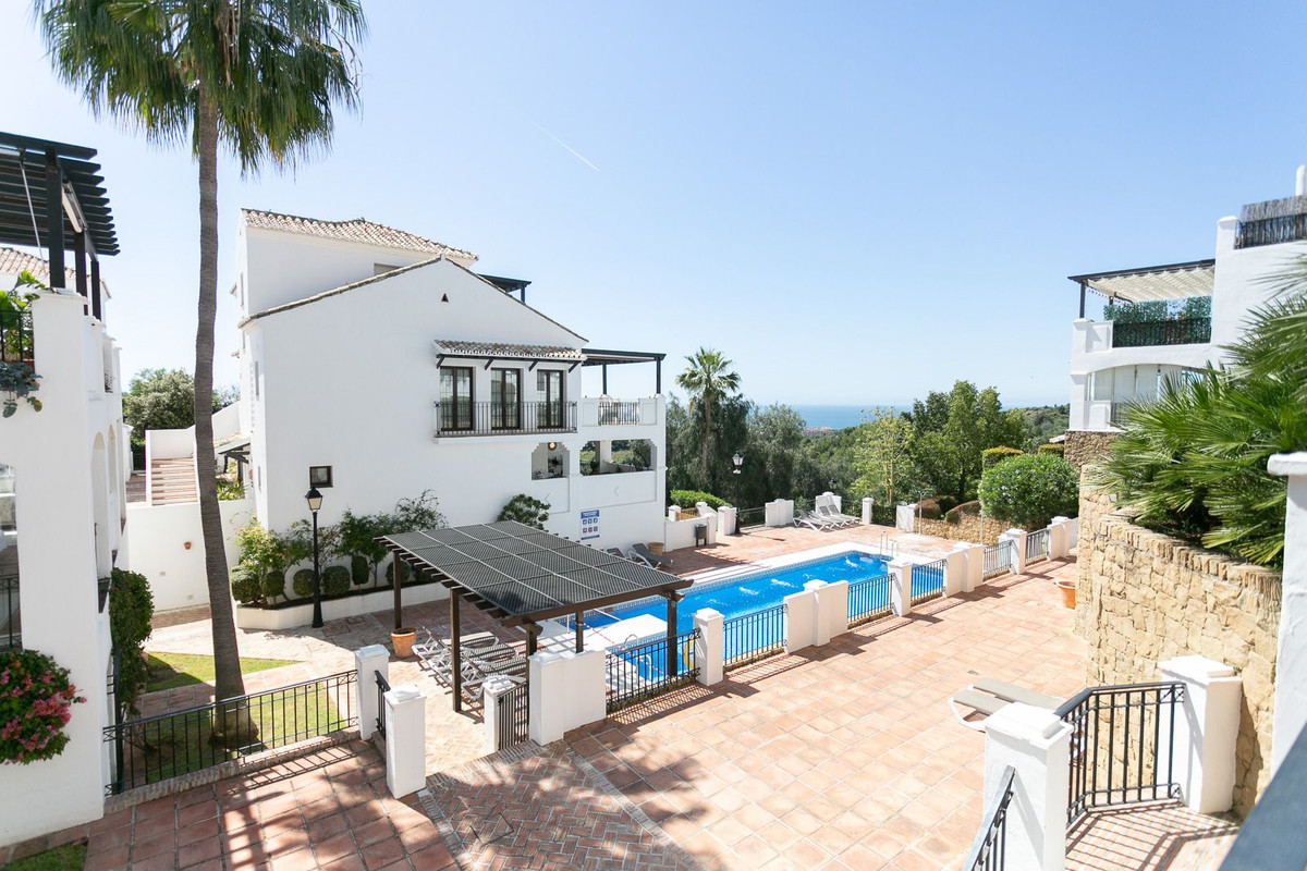 4 Bed Apartment for sale in Altos De Los Monteros Costa Del Sol, Málaga, Spain