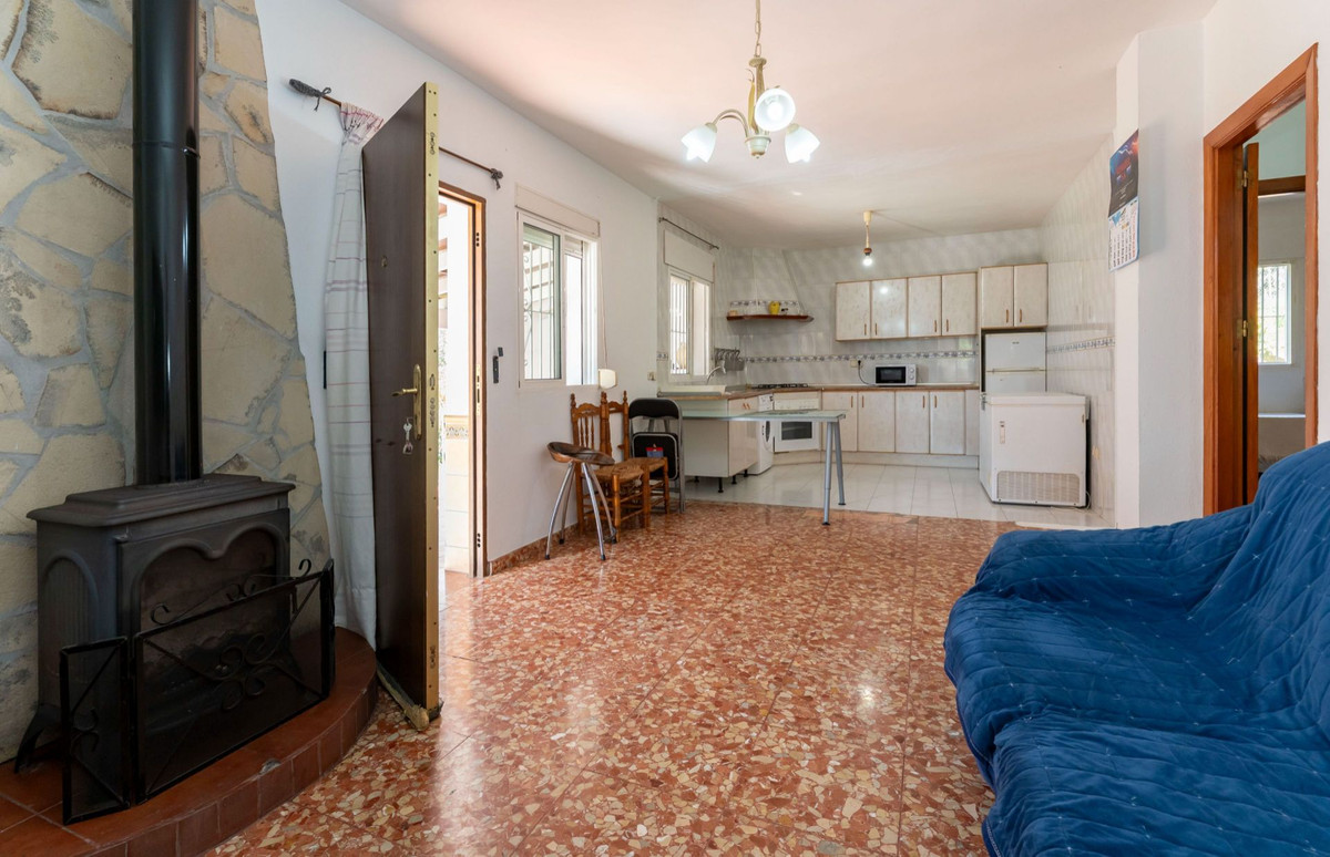 3 Bed Townhouse for sale in Coín Costa Del Sol, Málaga, Spain