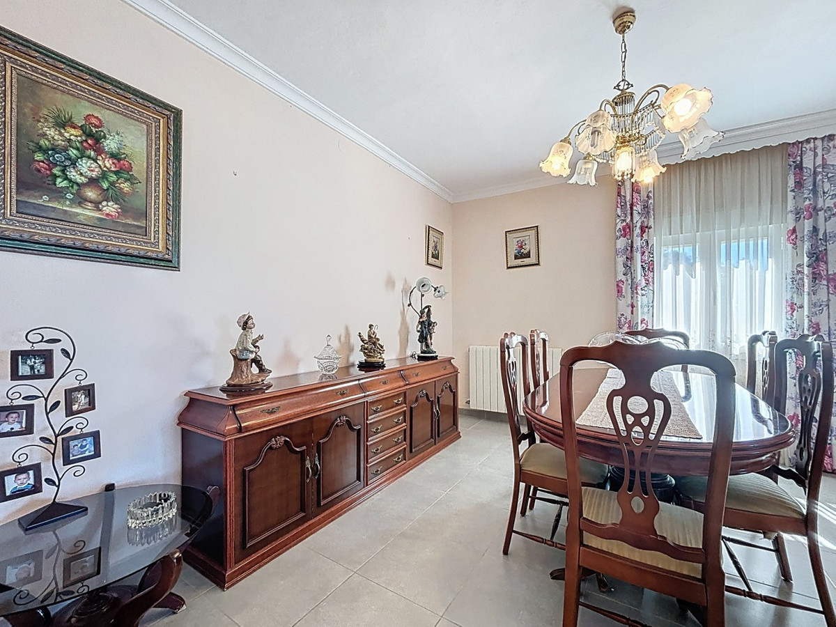 Se vende Villa - Chalet de 3 dormitorios en Costa Del Sol East, Málaga, España