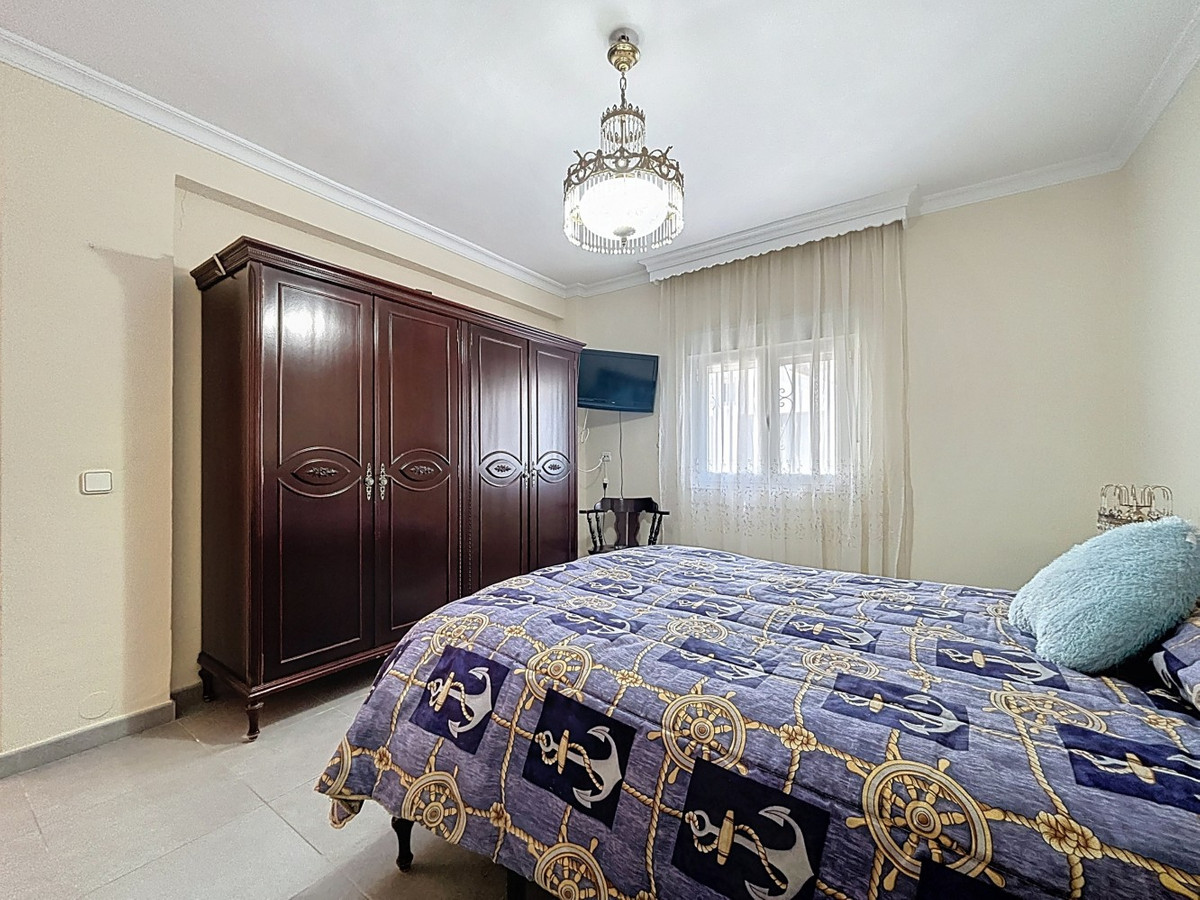 Se vende Villa - Chalet de 3 dormitorios en Costa Del Sol East, Málaga, España