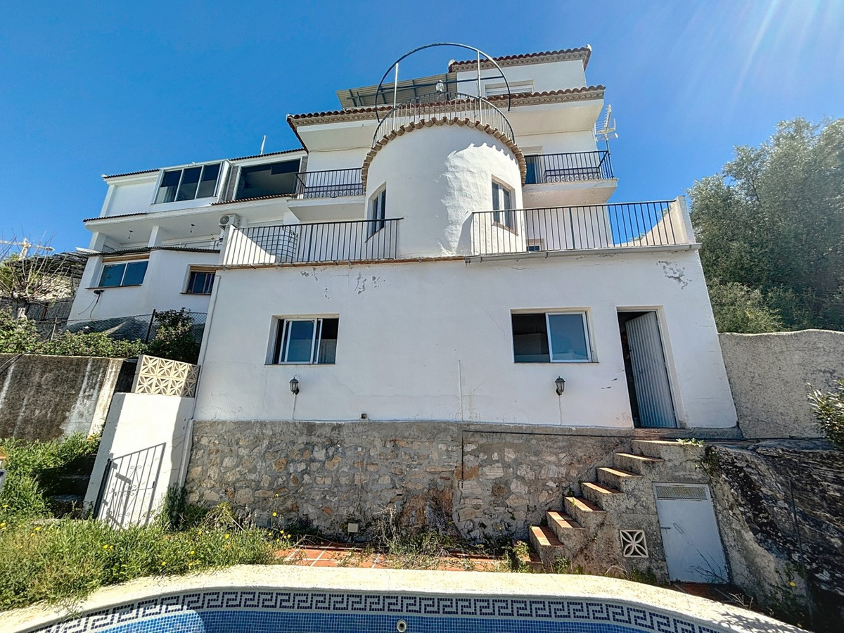 Se vende Villa - Chalet de 3 dormitorios en Costa Del Sol East, Málaga, España