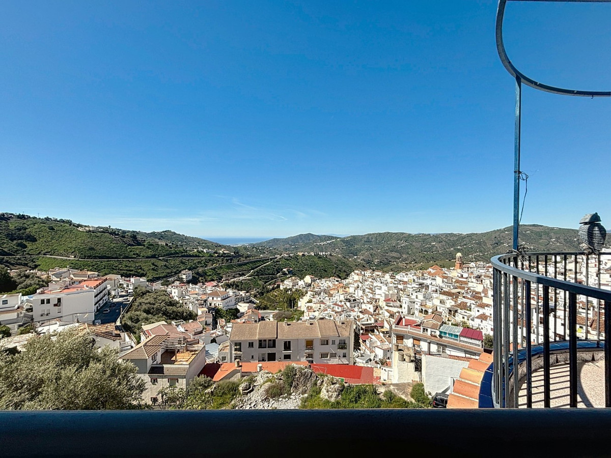 Se vende Villa - Chalet de 3 dormitorios en Costa Del Sol East, Málaga, España