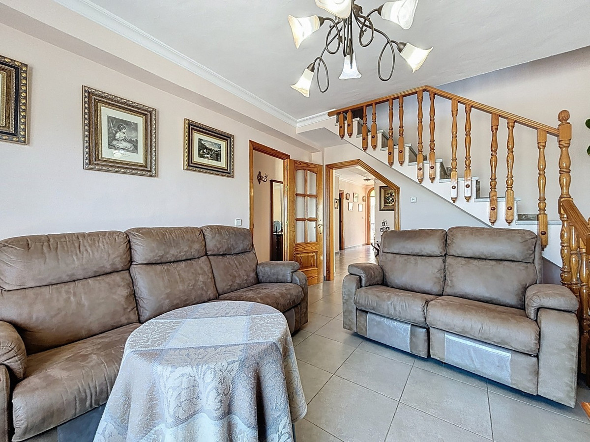 Se vende Villa - Chalet de 3 dormitorios en Costa Del Sol East, Málaga, España