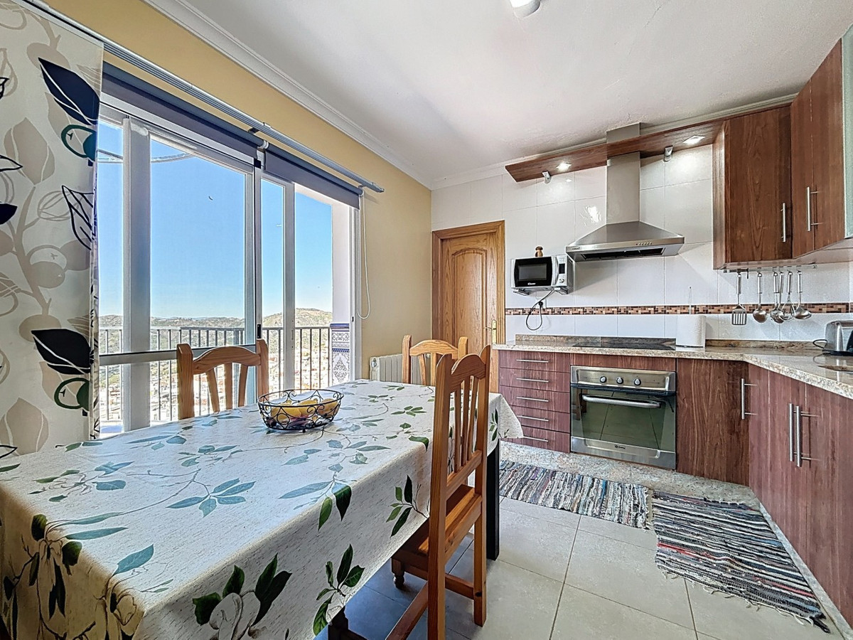 Se vende Villa - Chalet de 3 dormitorios en Costa Del Sol East, Málaga, España