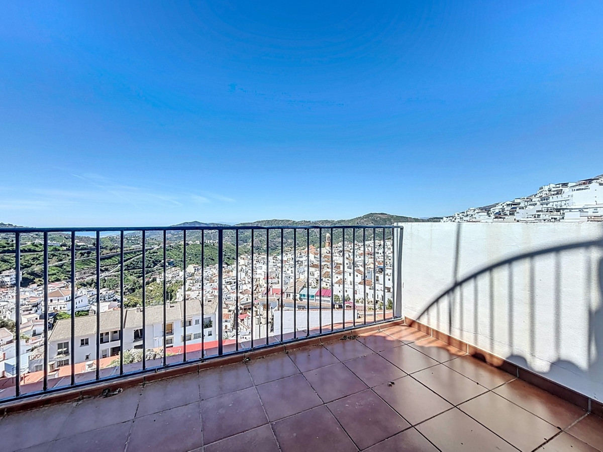 Se vende Villa - Chalet de 3 dormitorios en Costa Del Sol East, Málaga, España