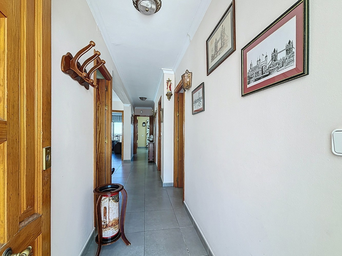 Se vende Villa - Chalet de 3 dormitorios en Costa Del Sol East, Málaga, España