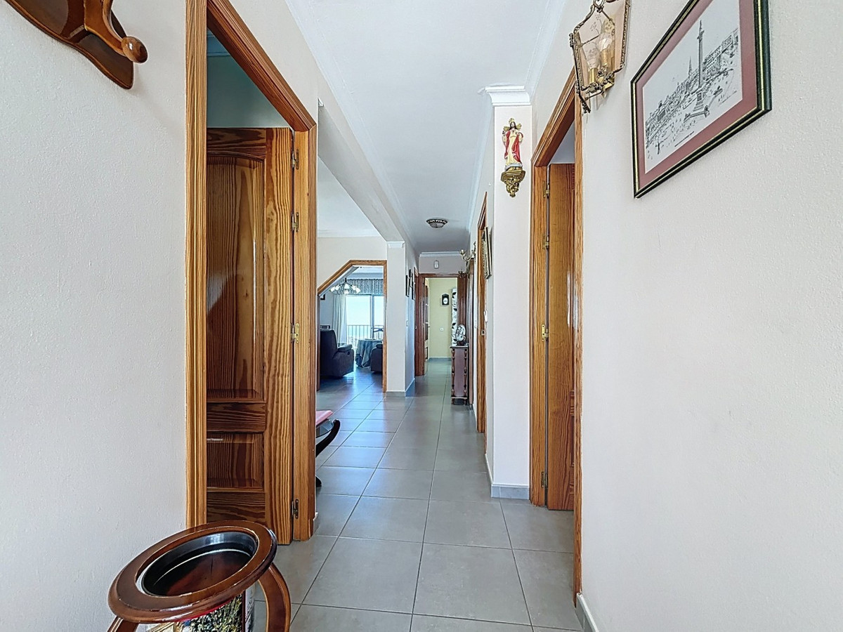 Se vende Villa - Chalet de 3 dormitorios en Costa Del Sol East, Málaga, España