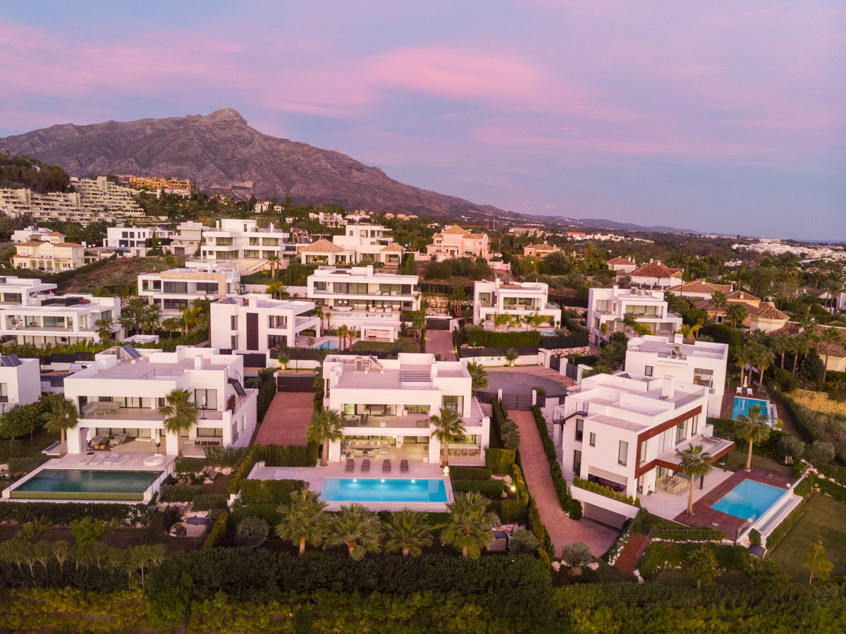 Se vende Villa - Chalet de 7 dormitorios en Costa Del Sol, Málaga, España