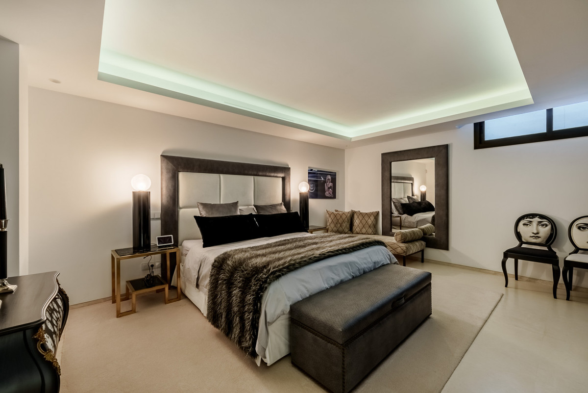 Se vende Villa - Chalet de 7 dormitorios en Costa Del Sol, Málaga, España