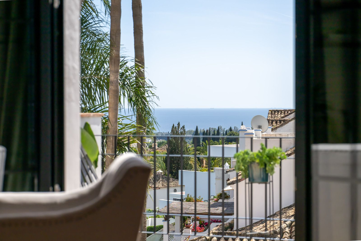 4 Bed Townhouse for sale in Marbella Costa Del Sol, Málaga, Spain