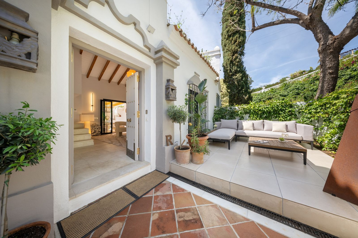 4 Bed Townhouse for sale in Marbella Costa Del Sol, Málaga, Spain