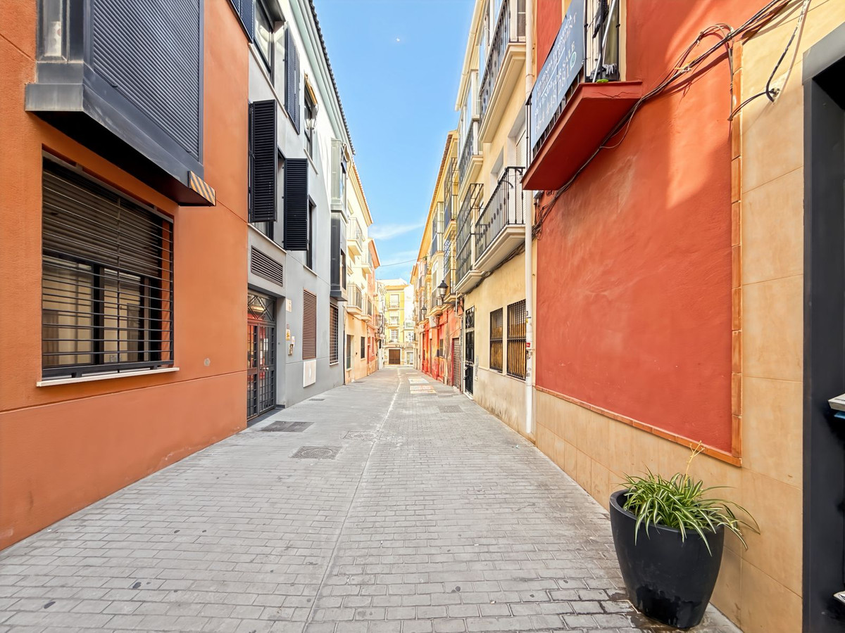3 Bed Apartment for sale in La Merced Málaga Ciudad, Málaga, Spain