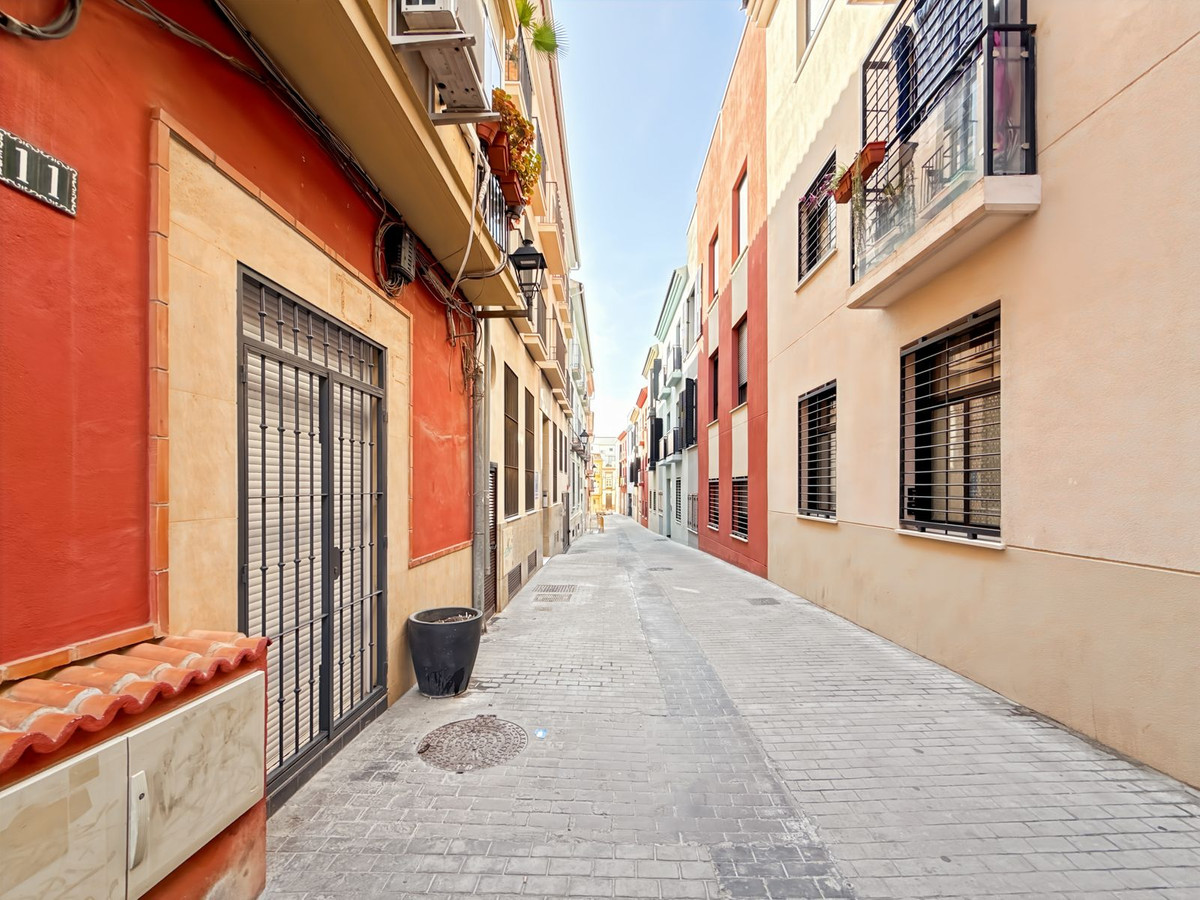 3 Bed Apartment for sale in La Merced Málaga Ciudad, Málaga, Spain