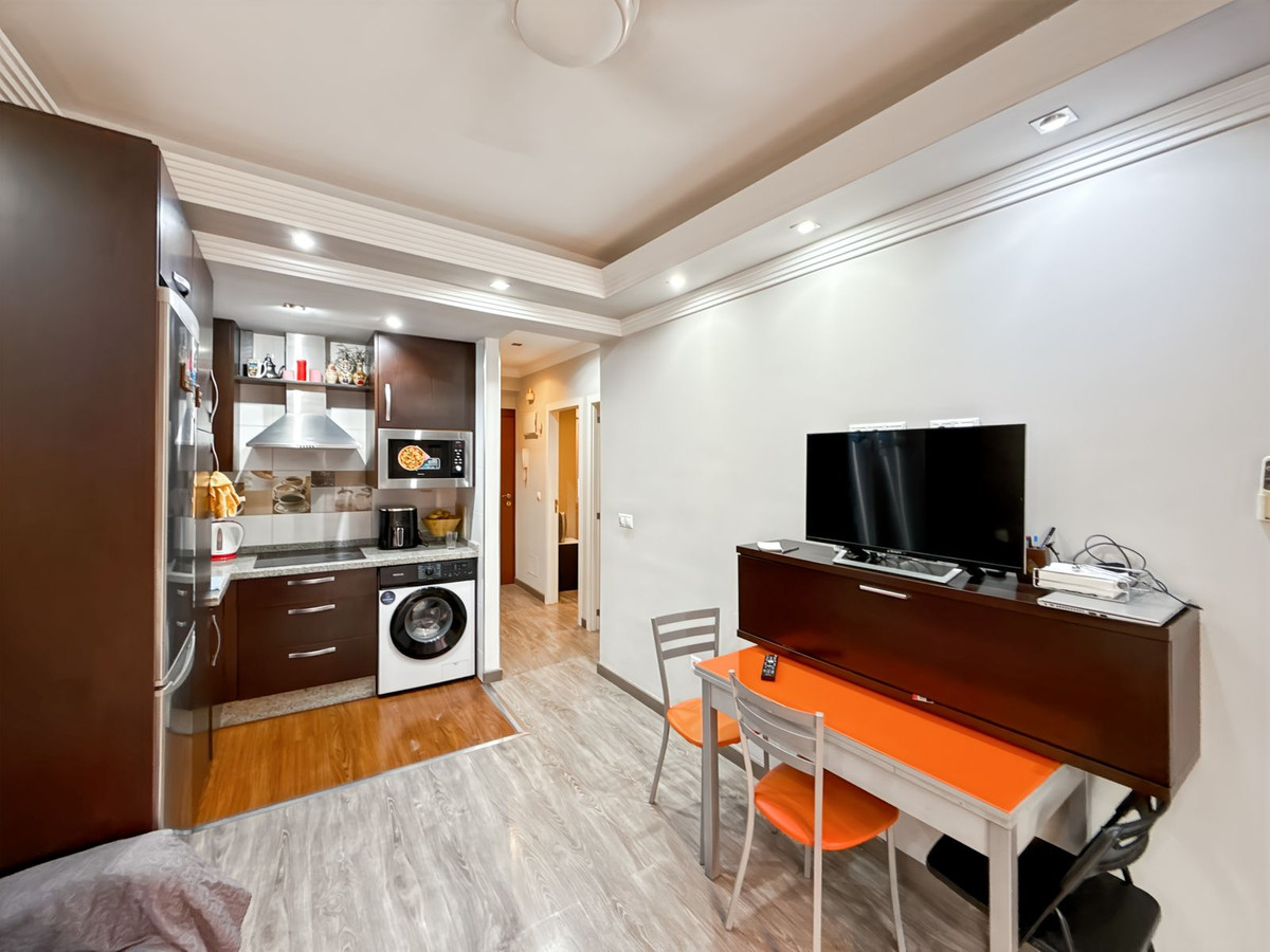 3 Bed Apartment for sale in La Merced Málaga Ciudad, Málaga, Spain