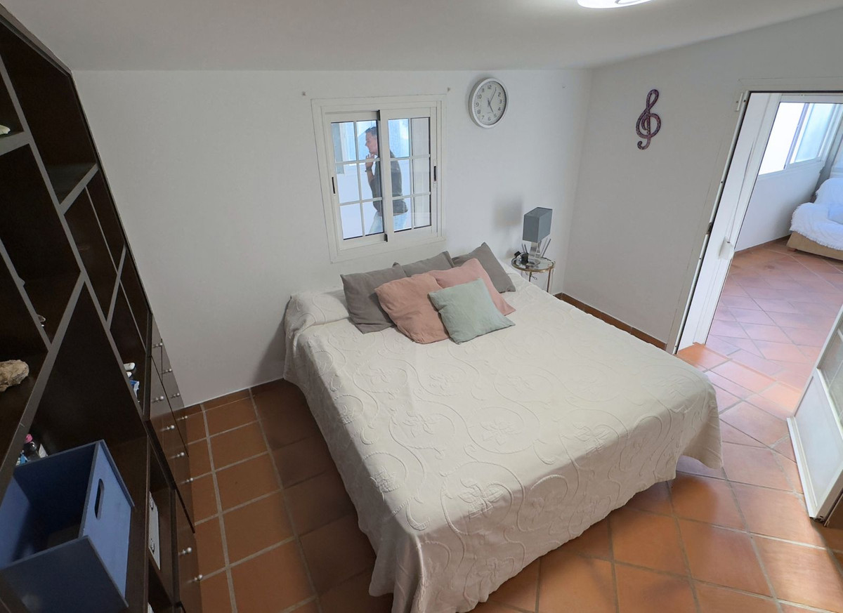 Se vende Villa - Chalet de 5 dormitorios en Costa Del Sol, Málaga, España