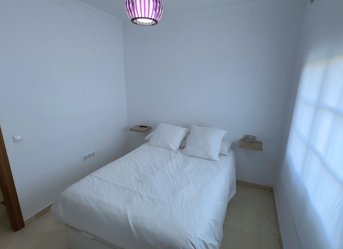 Se vende Villa - Chalet de 5 dormitorios en Costa Del Sol, Málaga, España