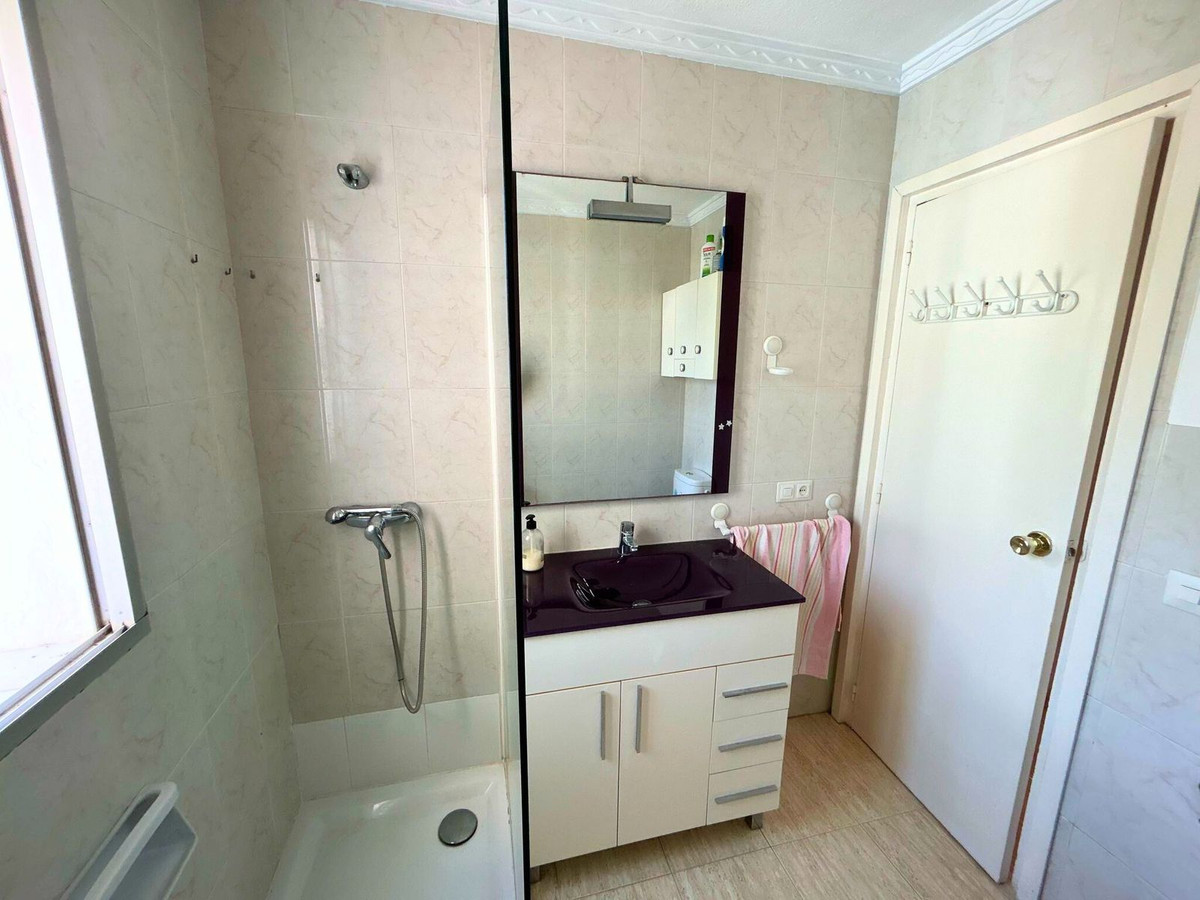 3 Bed Apartment for sale in Marbella Costa Del Sol, Málaga, Spain